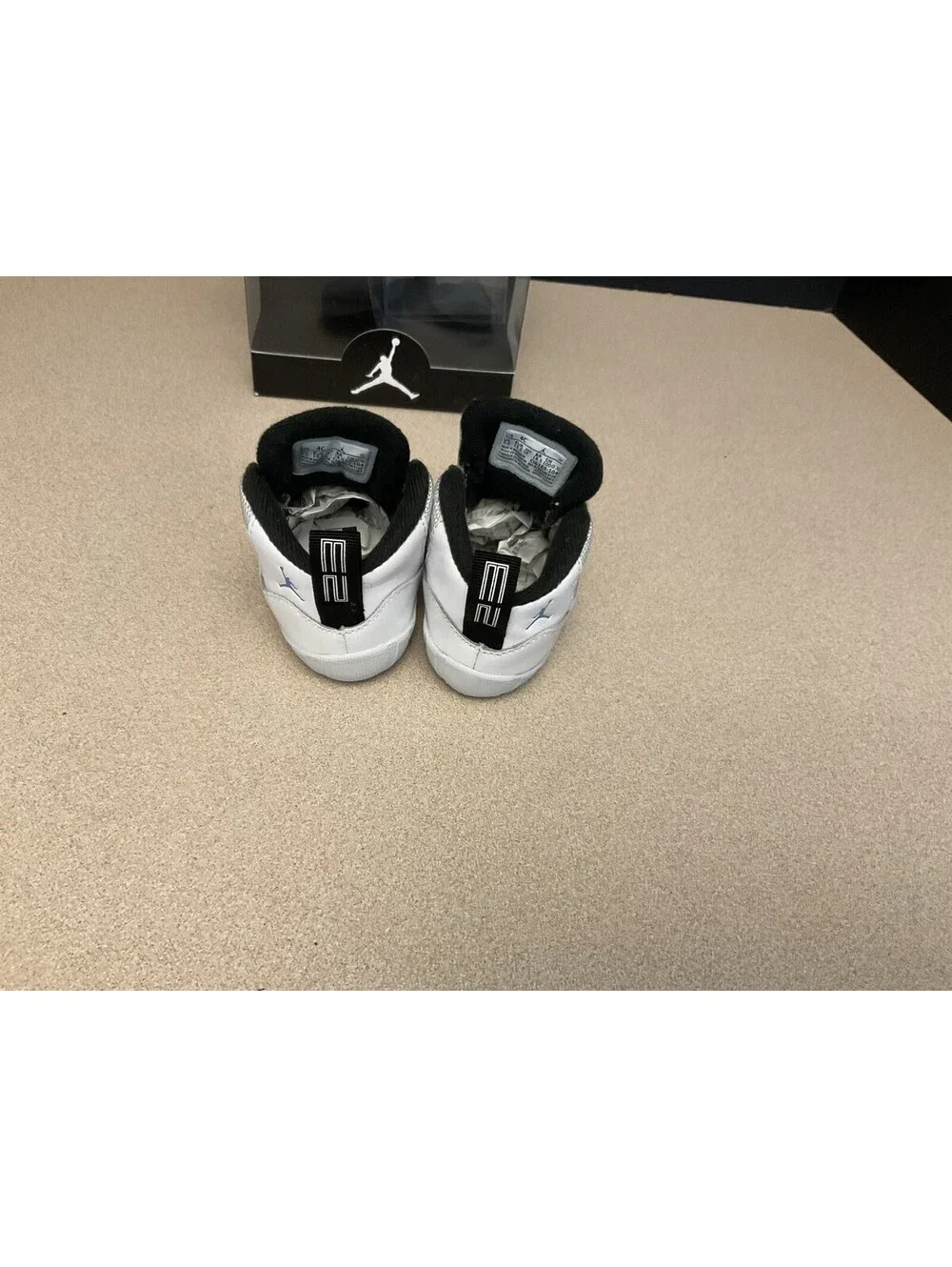 Toddler Nike Air Jordan 11 White/Legend Blue Crib Bootie. Size 4C. Awesome!!!